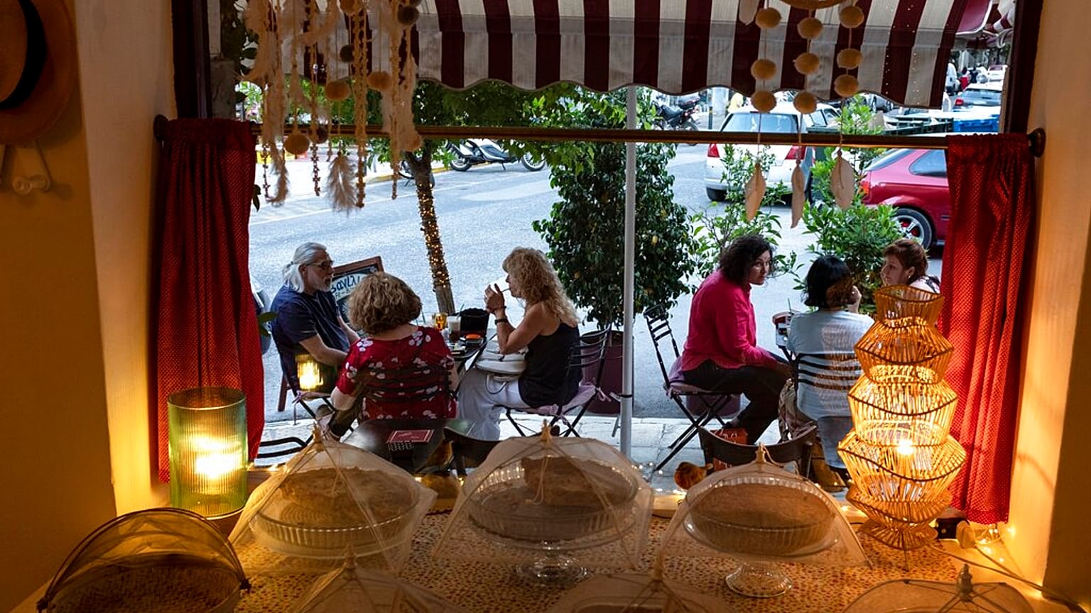 greece daily life