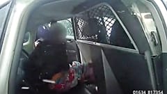 Die Polizisten legten der 9-Jährigen in Rochester Handschellen an