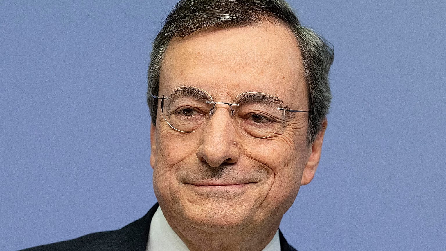 Sergio Matarella pede ajuda a Mario Draghi para formar novo governo