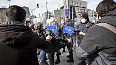 Son 48 saat içerisinde İstanbul ve Ankara'da Boğaziçi protestolarında çoğunluğu öğrenci 250'yi aşkın kişi gözaltına alındı.