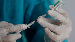 Oxford AstraZeneOxford AstraZeneca COVID-19 vaccine ca COVID-19 vaccine 