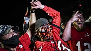 Aficionados de Tampa Bay celebran la victoria