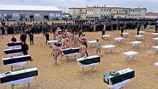 Öldürülen yaklaşık 100 Yezidi törenle yeniden toprağa verildi 
