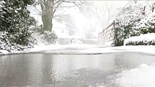 Heavy snow covers large parts of northern and central Germany