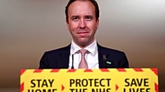 El ministro de Sanidad británico Matt Hancock durante una rueda de prensa  