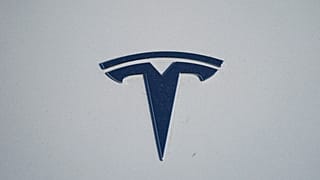 Tesla'nın bildiriminin ardından Bitcoin fiyatı 44 bin doları aşarak rekor tazeledi