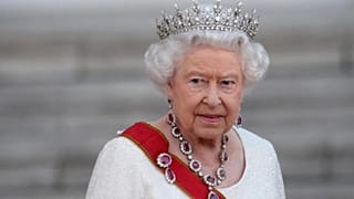 Kraliçe II. Elizabeth