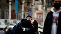 Yunanistan'ın başkenti Atina'da genç bir çift