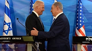 الرئيس الأمريكي جو بايدن ورئيس الوزراء الإسرائيلي بنيامين نتنياهو، (الصورة التقطت حين كان بايدن نائباً للرئيس الأسبق باراك أوباما)