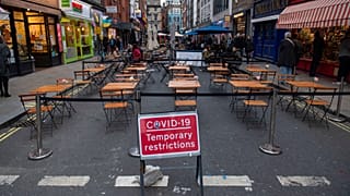 Rekordmértékben zuhant tavaly a brit GDP