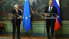 Szergej Lavrov Josep Borrellel, az Európai Unió kül- és biztonságpolitikai főképviselőjével 