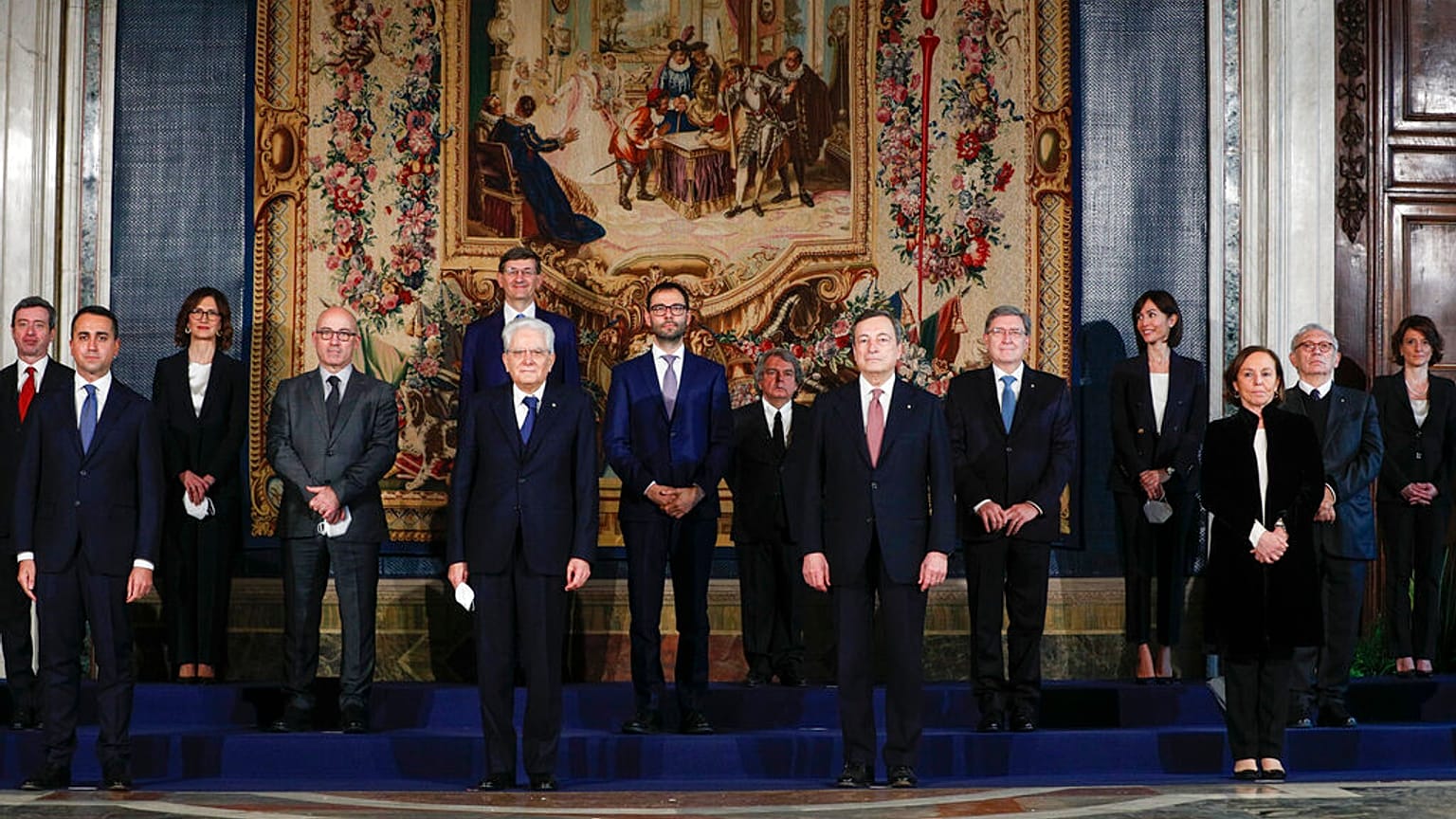 Letette az esküt Mario Draghi és új olasz kormánya