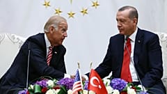 ABD Başkanı Joe Biden, 15 Temmuz darbe girişimi sonrası 2016 yılının Ağustos ayında Türkiye ziyaretinde Erdoğan ile bir araya gelmişti.
