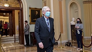 El Senado absuelve al expresidente Donald Trump de incitar a los disturbios en el Capitolio de EEUU
