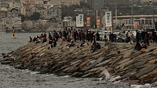 Türkiye'de 13 Şubat'ta 7 bin 706 yeni Covid-19 vakası tespit edildi.