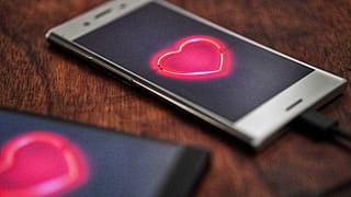 مكتب التحقيقات الفيدرالي يحذر من الاحتيال الرومانسي في عيد الحب