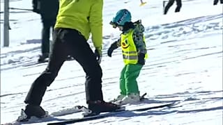 Tömegek lepték el a sípályákat Lengyelországban.