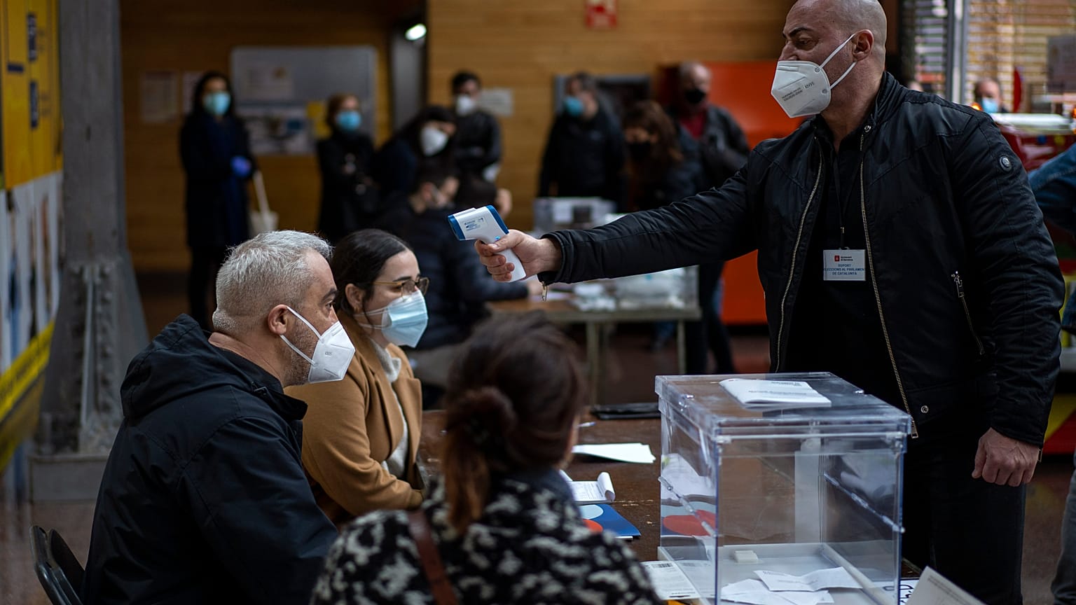 Assembleia de voto na Catalunha