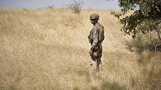 Barkhane Operasyonu'nda bir Fransız asker