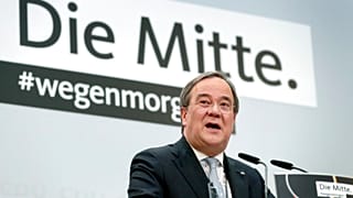 Armin Laschet, CDU-Vorsitzender, während einer Pressekonferenz in Berlin, 25.01.2021