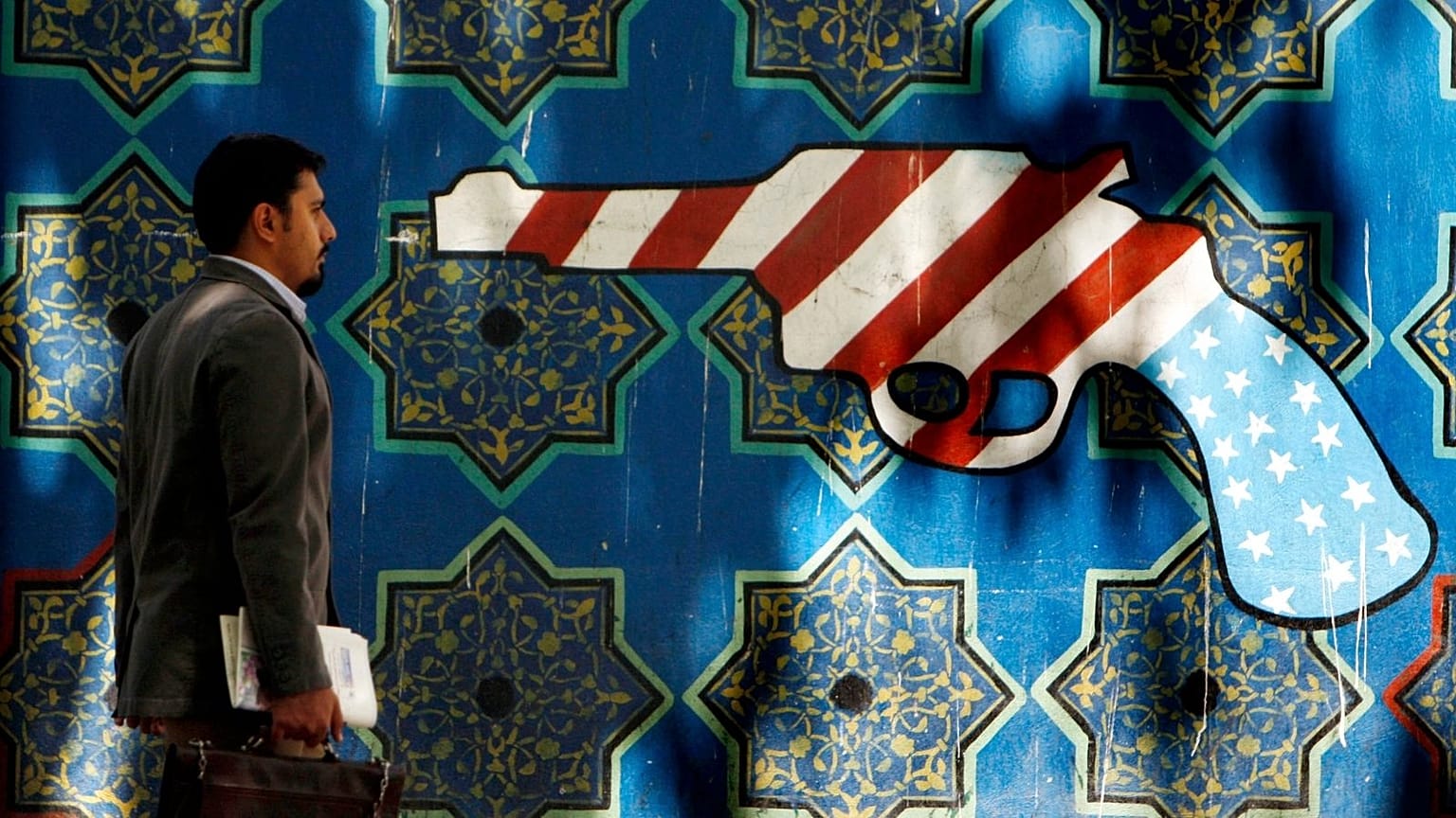 نقاشی دیواری در تهران