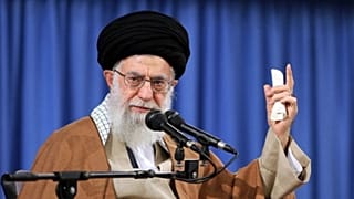 علی خامنه ای