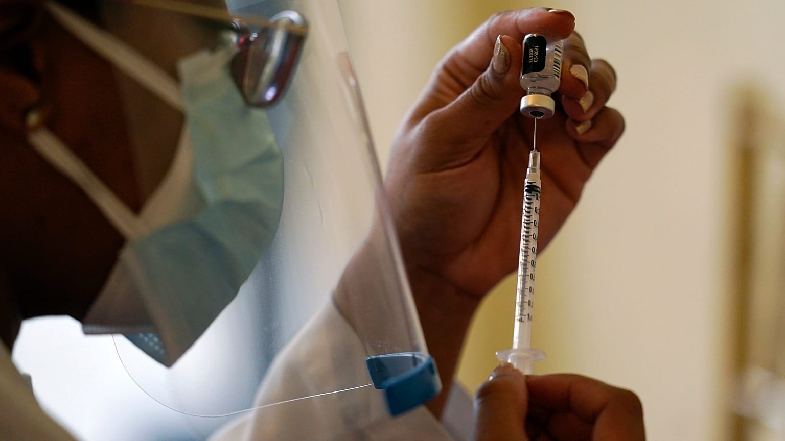  Ενδείξεις ότι για πρώτη φορά συγχωνεύθηκαν σε ένα πολύ μεταλλαγμένο ανασυνδυασμένο κορονοϊό δύο παραλλαγές του, η βρετανική και μία αμερικανική