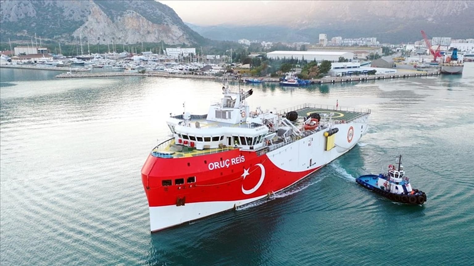 Oruç Reis sismik araştırma gemisinin Doğu Akdeniz'deki faaliyetleri Yunanistan ile Türkiye arasındaki ilişkilerde tansiyonu artırmıştı.