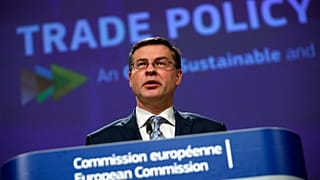 Asertiva, sostenible y abierta: así será la nueva estrategia comercial de la UE