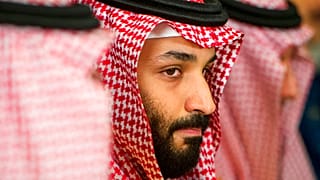 حرب المقرات: دبي والرياض على طريق منافسة اقتصادية محتدمة