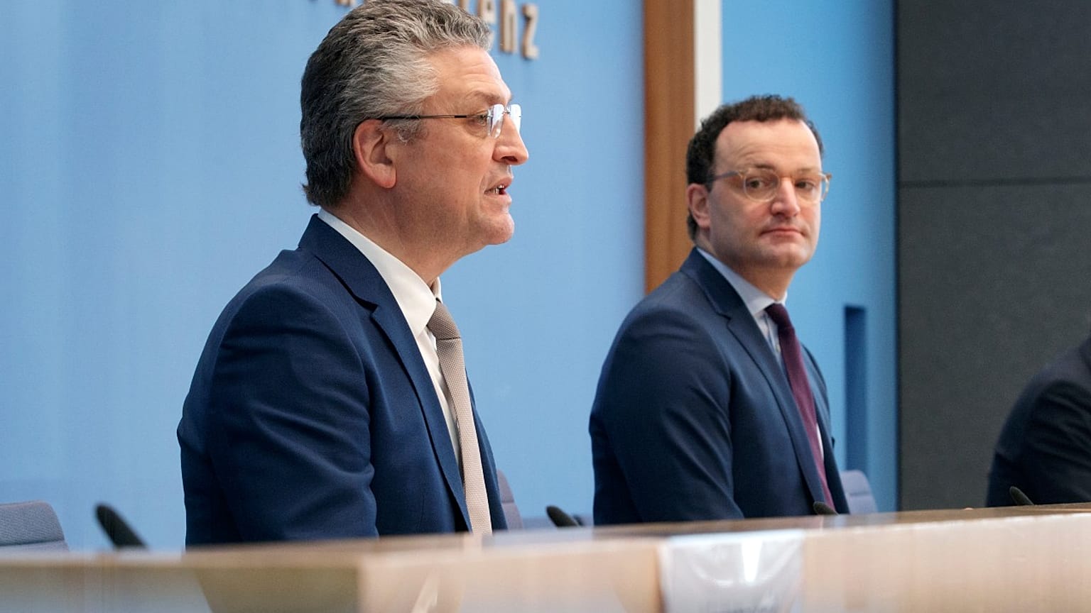 RKI-Chef Wieler und Gesundheitsminister Spahn heute beim Corona-Briefing.