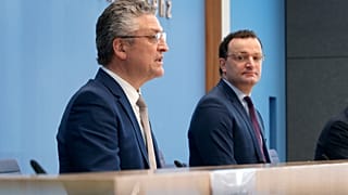 RKI-Chef Wieler und Gesundheitsminister Spahn heute beim Corona-Briefing.