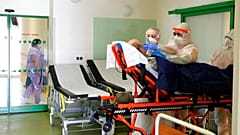 Megteltek a cseh kórházak