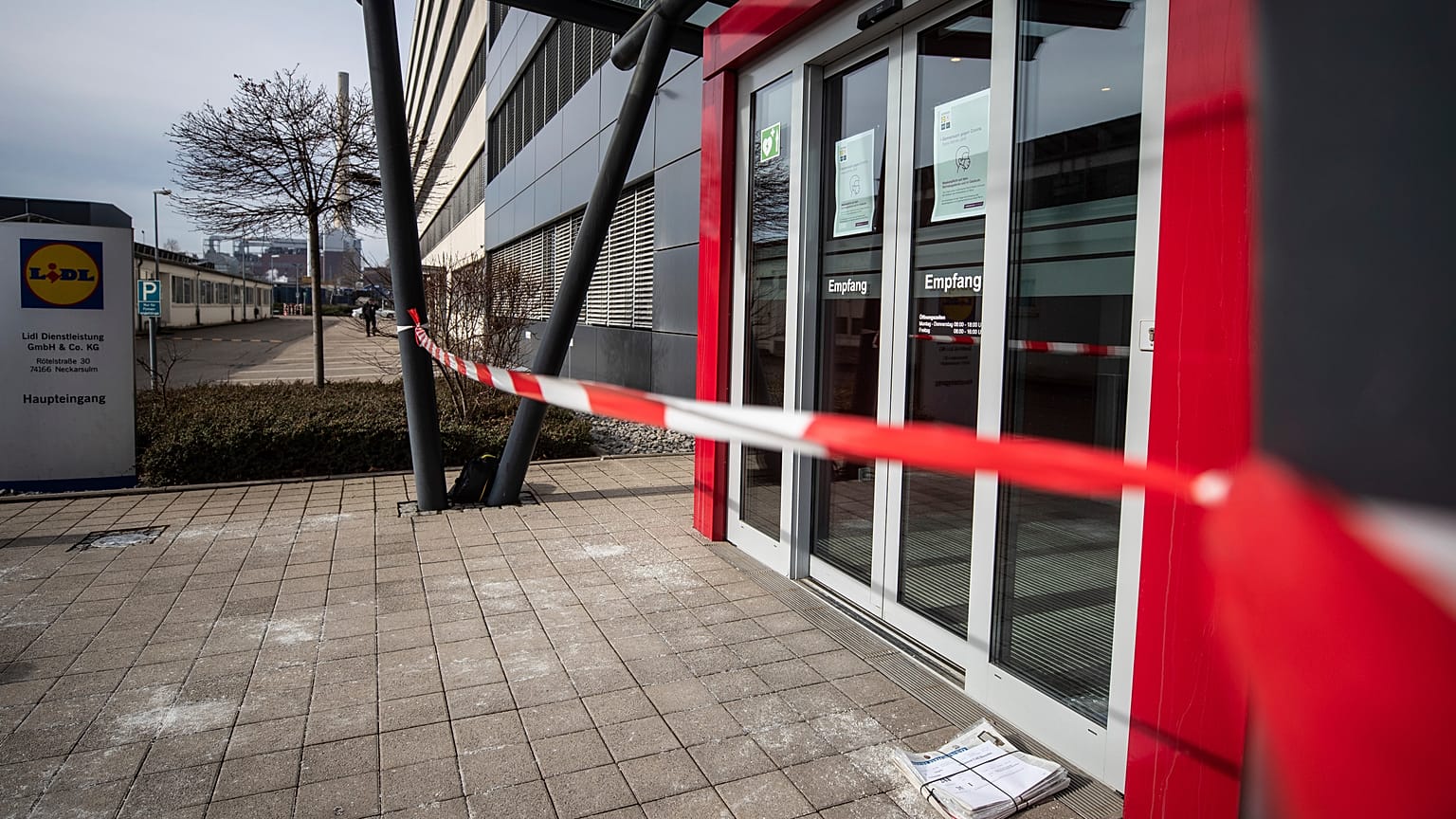 Three people were injured after a parcel exploded at the Lidl supermarket headquarters in Neckarsulm on Wednesday.