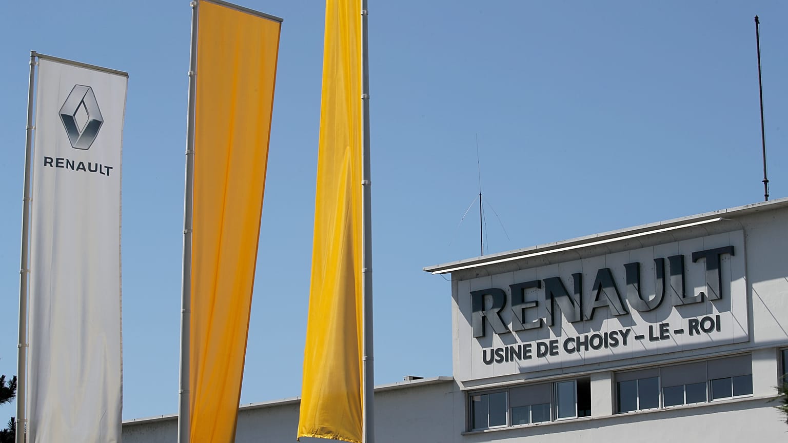 Renault, profondo rosso
