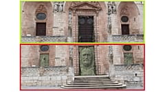 A jelenlegi fa ajtók és a tervezett bronz kapuzat - Burgos katedrálisa, Spanyolország