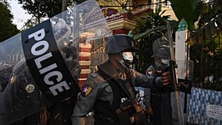 Myanmar'da darbe sonrası eylemlerde kan aktı