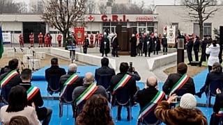Церемония открытия мемориала в Кодоньо