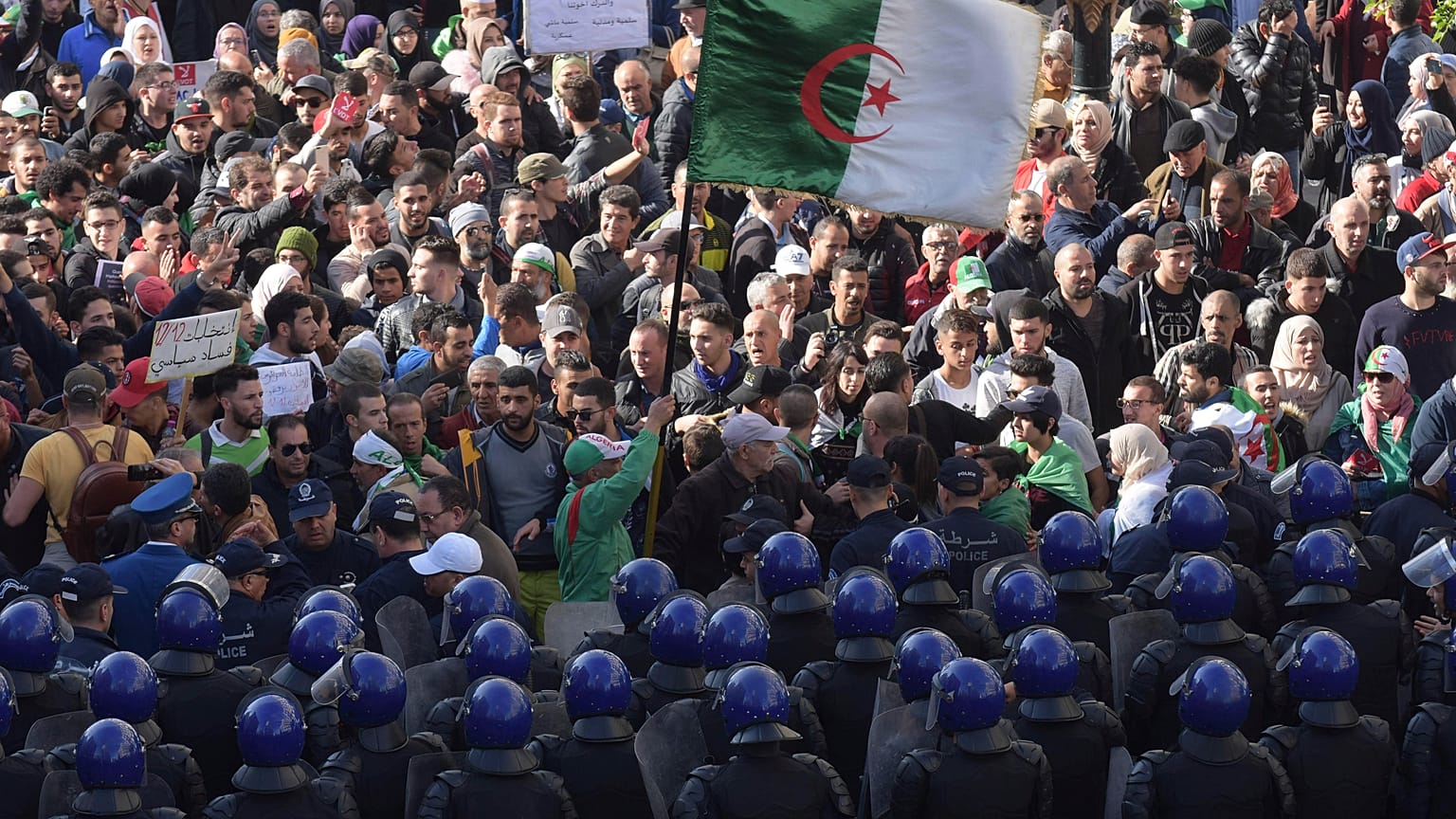 Archives : manifestation à Alger, le 11/12/2019