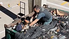 Guardia Civil encontra 41 migrantes escondidos em cargas