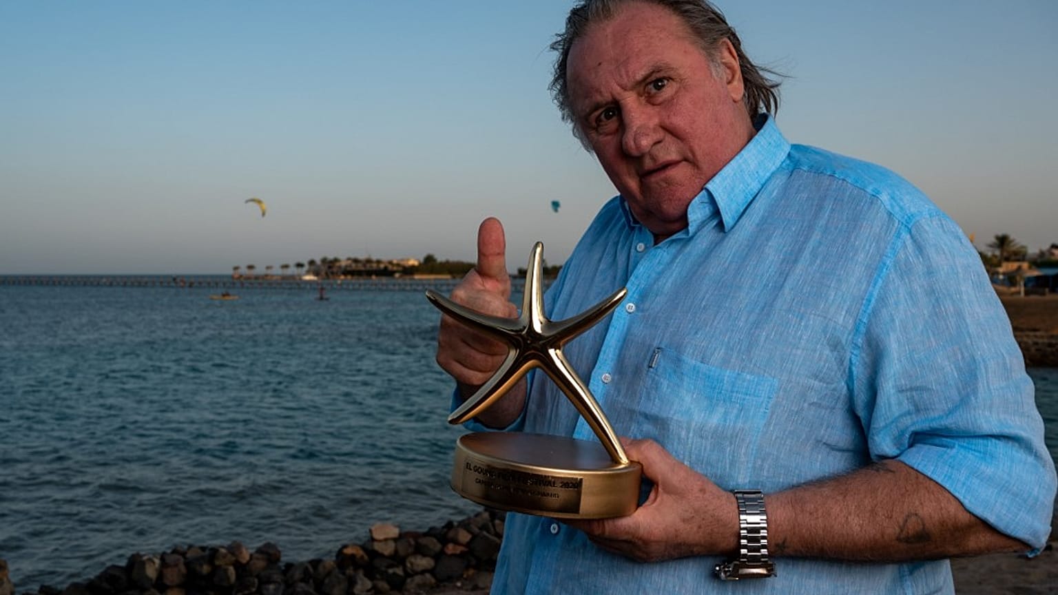 Gérard Depardieu soll junge Frau vergewaltigt haben