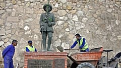 Diktatör Franco'nun Melilla'daki heykeli.