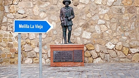 Melilla: Letztes Franco-Standbild abgebaut