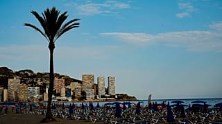 Briten buchen massenhaft in Spaniens Touristenhochburg Benidorm
