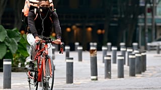 Fahrer eines Bringdienstes