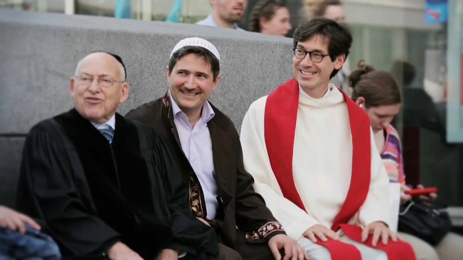 Una e trina, una chiesa per tre fedi che guarda al futuro