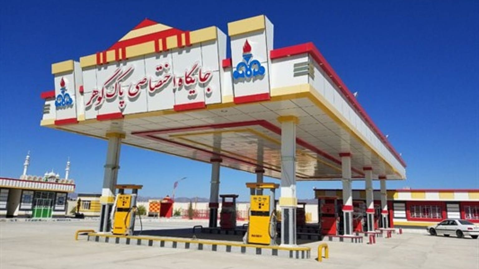 جایگاه توزیع سوخت در سراوان