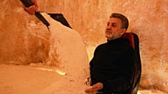 كهوف الملح في بنغازي 