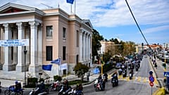 Μυτιλήνη - Μηχανοκίνητη πορεία διαμαρτυρίας ενάντια στη νέα δομή προσφύγων και μεταναστών