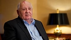 Mijaíl Gorbachov cumple 90 años, aislado e inquieto por el futuro